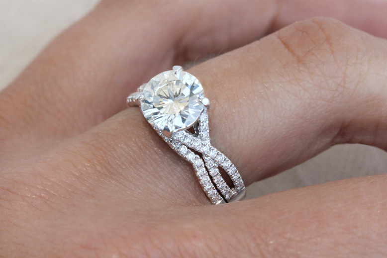 How to Shop for an Engagement Ring